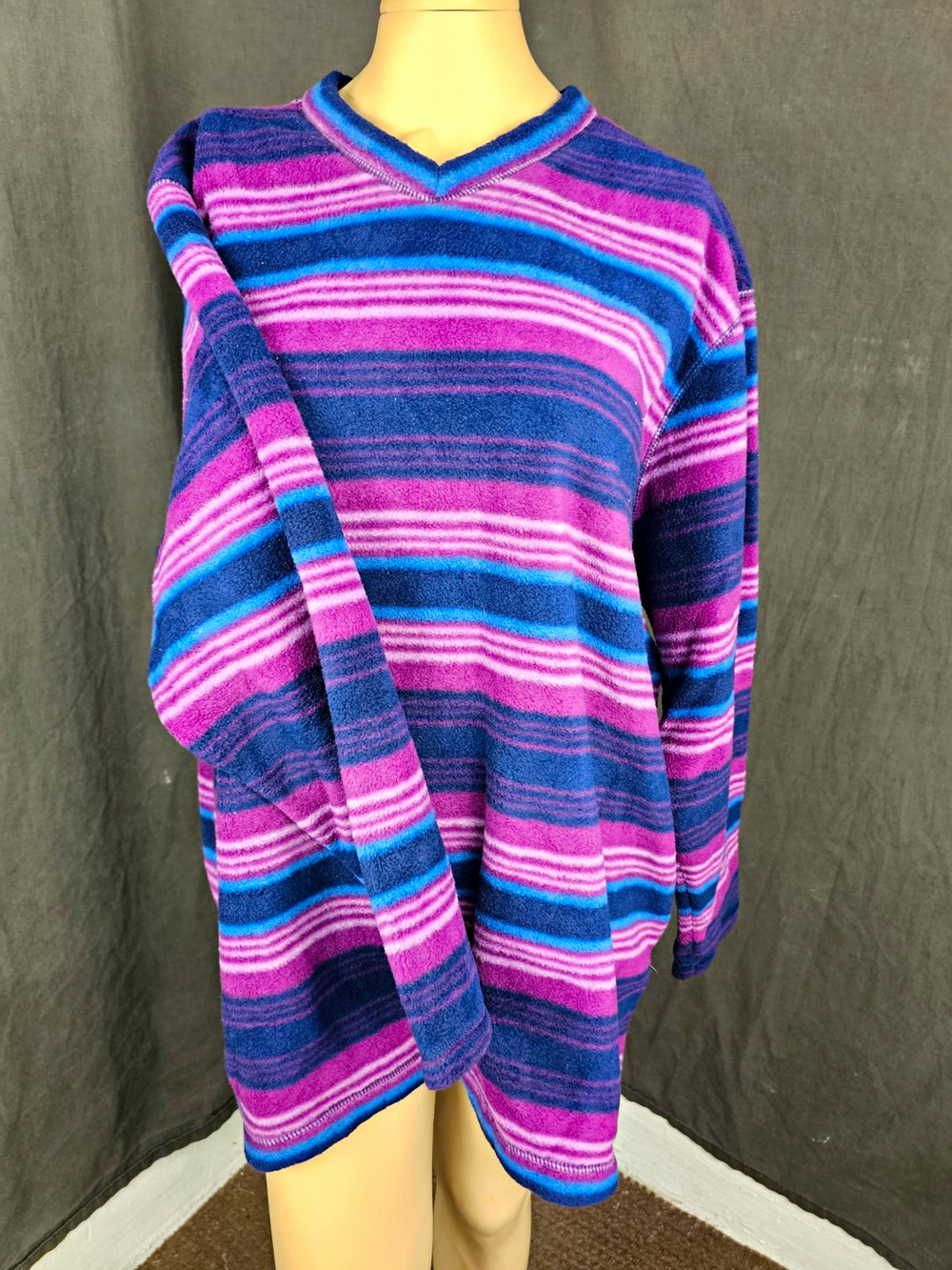 Vintage 90s Fleece Pullover Striped Sweater V Neck southwestern cozy cowgirl LG